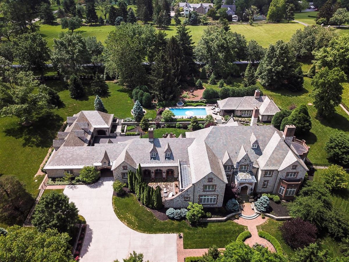 A TRULY EXCEPTIONAL INDIAN HILL LUXURY HOME | Ohio Luxury Homes ...