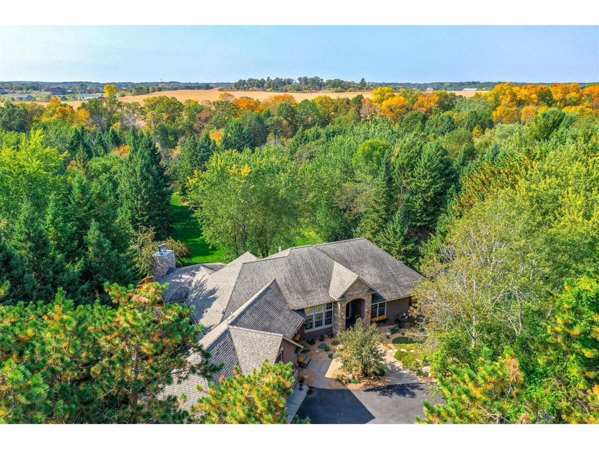  Wisconsin Luxury Homes Mansions For Sale Luxury Portfolio