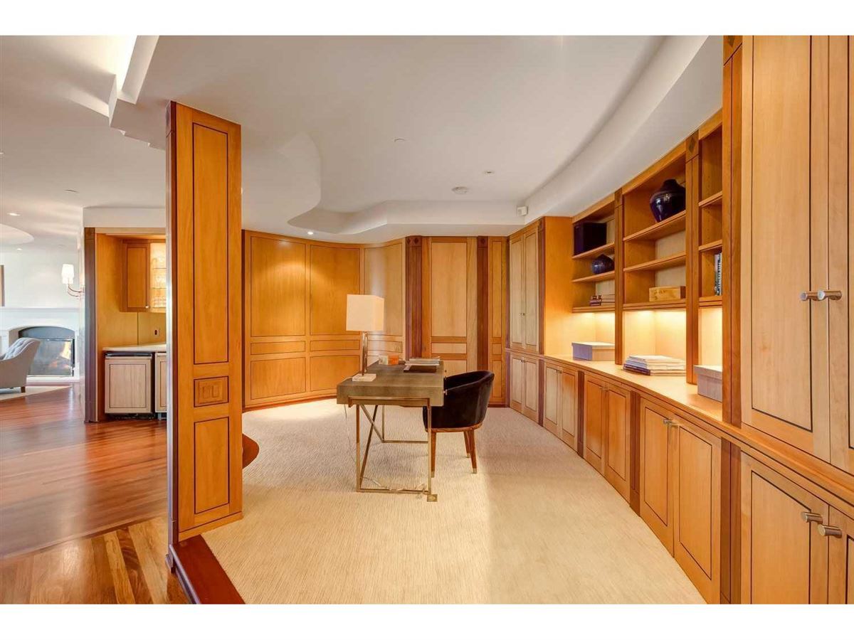 CUSTOM BUILT CONDO AT THE HARRINGTON HOUSE | Minnesota ...