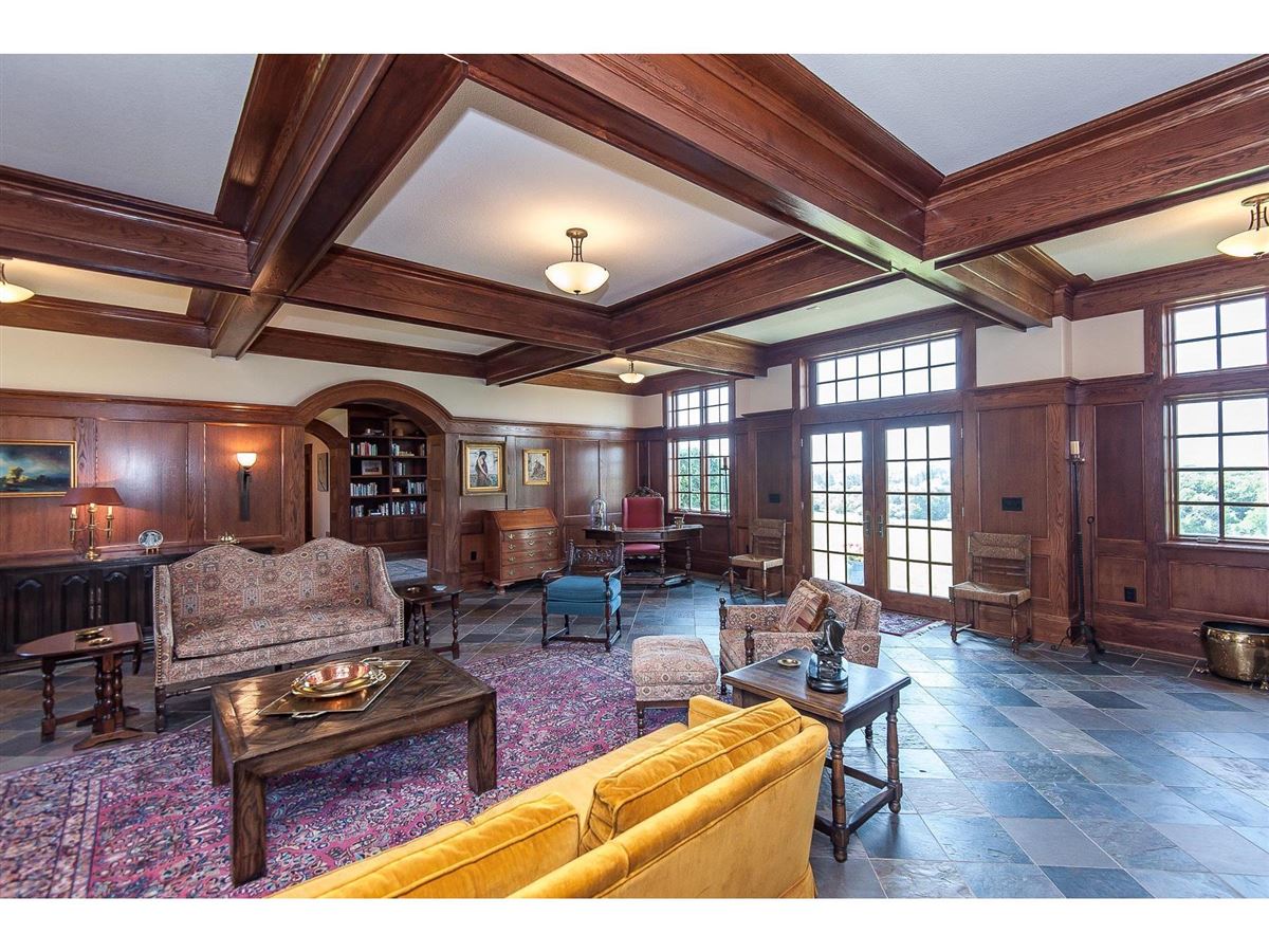 OAK HILL CUSTOM HOME ON 38PLUS ACRES Minnesota Luxury Homes Mansions For Sale