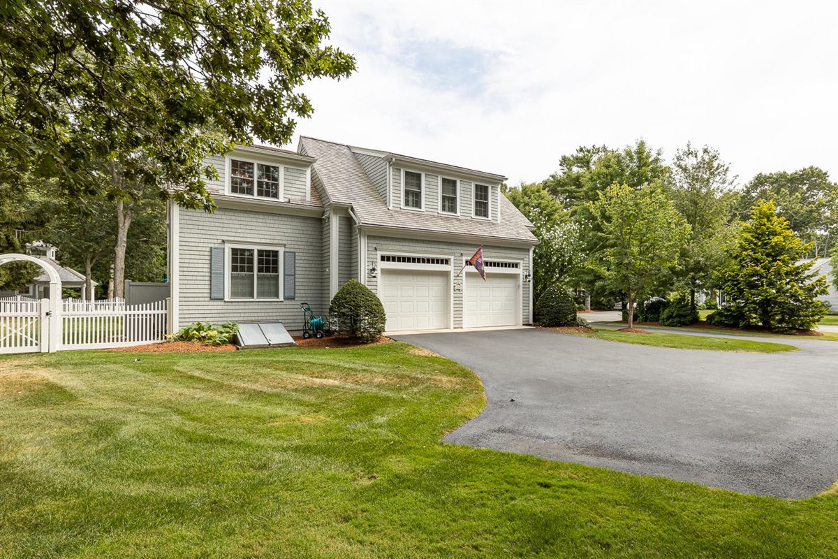 OSTERVILLE VILLAGE RETREAT Massachusetts Luxury Homes Mansions For