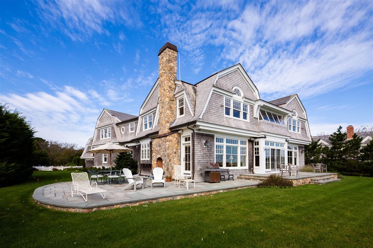 STEPS AWAY FROM DOWNTOWN CHATHAM Massachusetts Luxury Homes