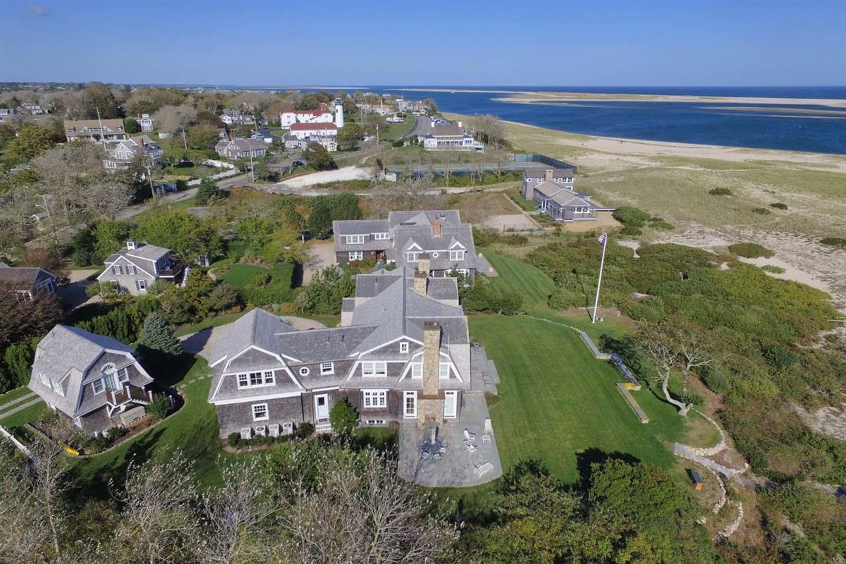 STEPS AWAY FROM DOWNTOWN CHATHAM Massachusetts Luxury Homes