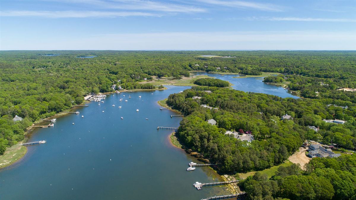 PRIVATELY SITED WATERFRONT HOME Massachusetts Luxury Homes Mansions