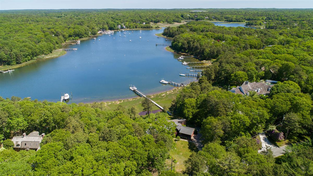 PRIVATELY SITED WATERFRONT HOME Massachusetts Luxury Homes Mansions