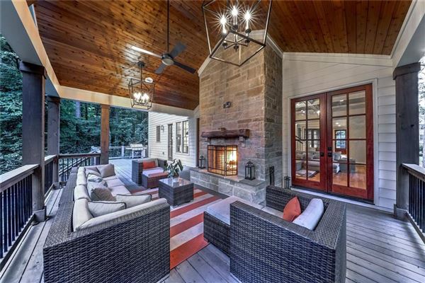 A Lovely And Charming Home Usa Luxury Homes Mansions For Sale