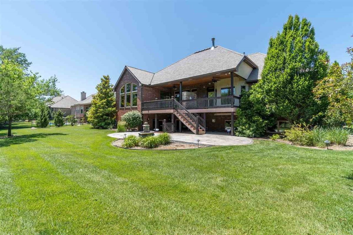  Kansas Luxury Homes Mansions For Sale Luxury Portfolio