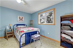 Mansions 在某个地方的美丽家