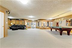 Luxury homes in 在某个地方的美丽家