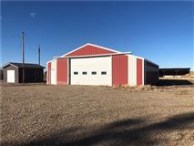 在某个地方的美丽家 mansions