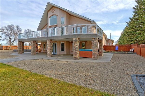 Luxury properties 在某个地方的美丽家