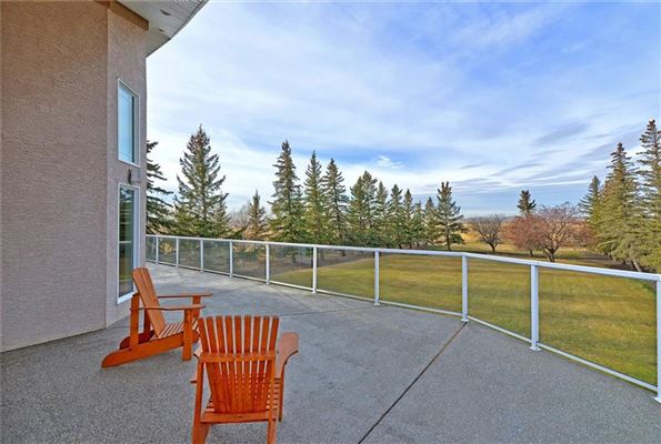 Mansions 在某个地方的美丽家