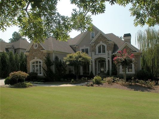 STUNNING, STONE AND STUCCO HOME IN DULUTH | Georgia Luxury Homes ...