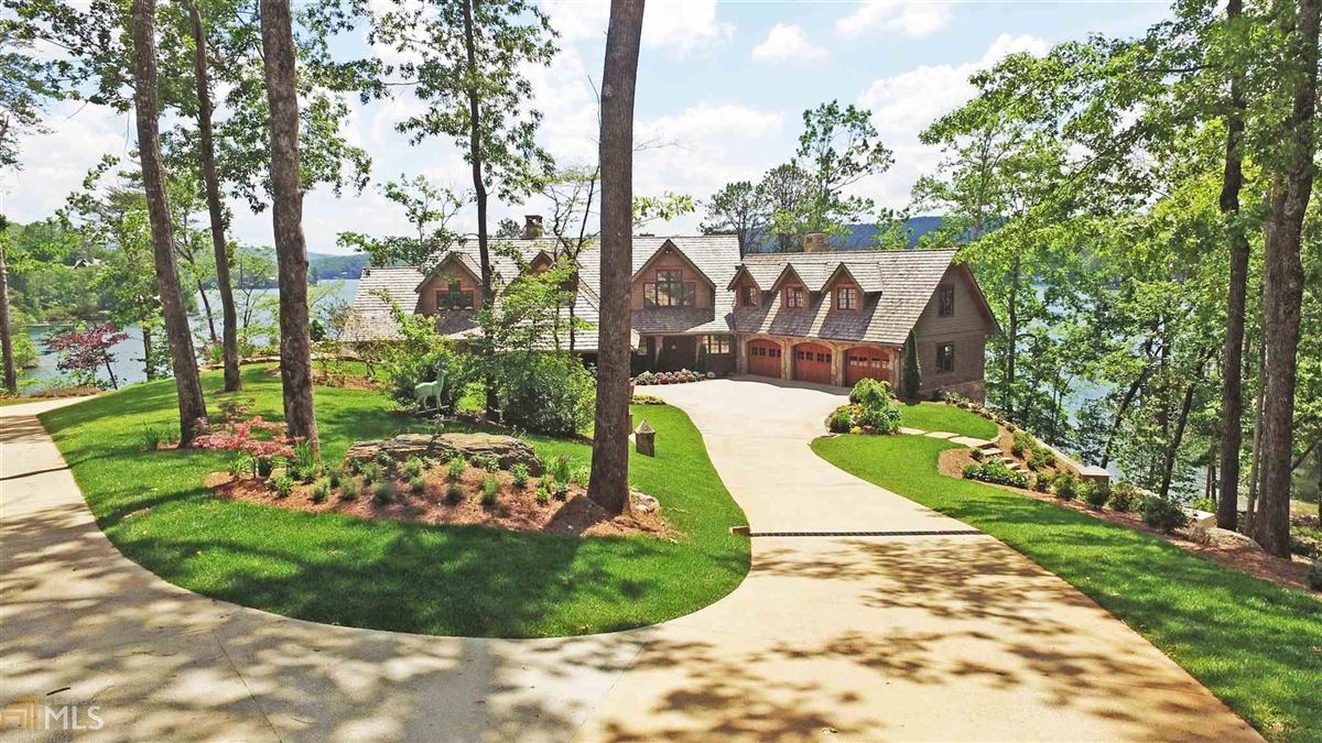 STATELY LAKE BURTON RETREAT Luxury Homes Mansions For Sale