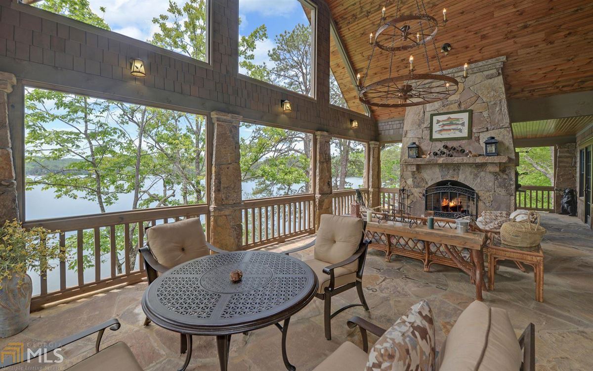 STATELY LAKE BURTON RETREAT Luxury Homes Mansions For Sale