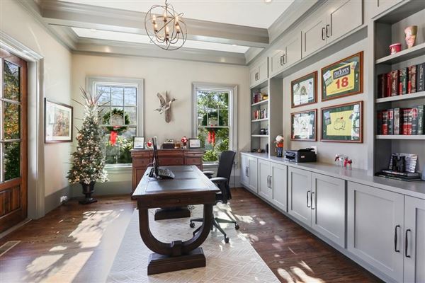 升级定制设计和构建的家庭 luxury homes