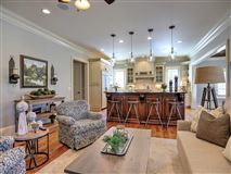 Mansions in 宏伟的五英亩封闭式庄园