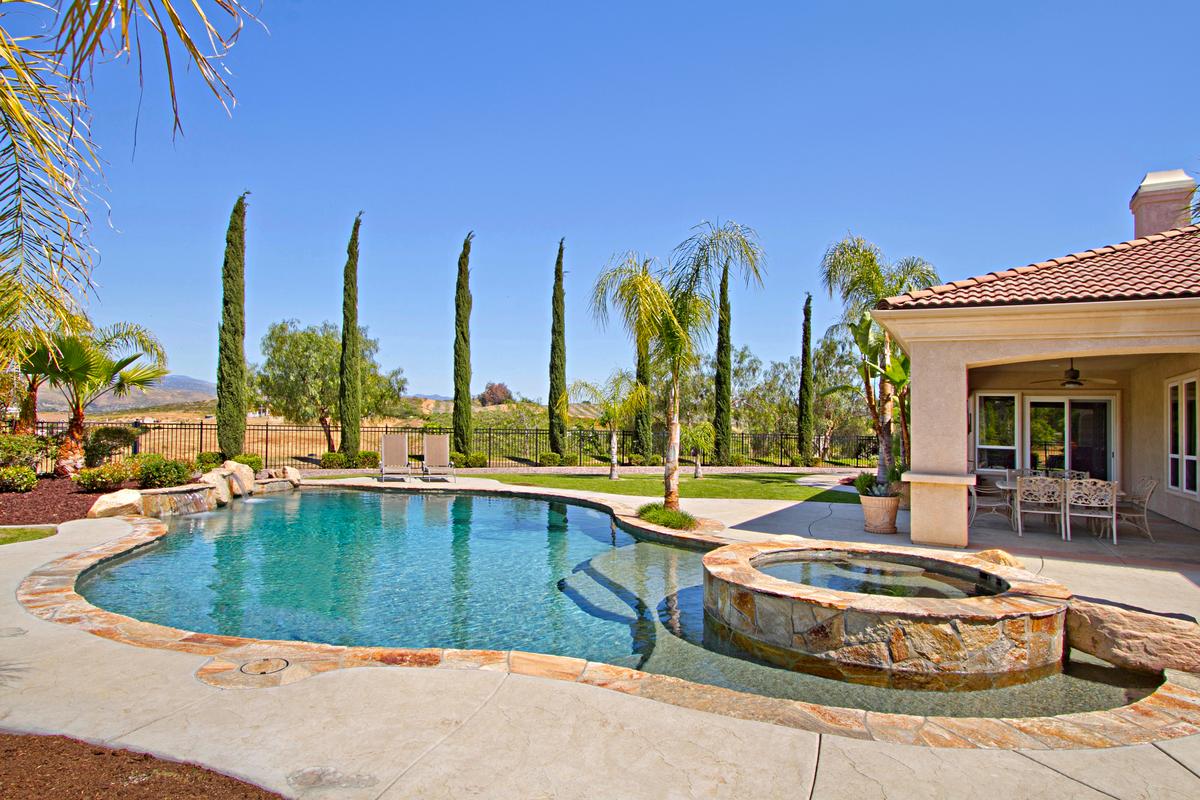 TUSCANY STYLE HOME IN TEMECULA | California Luxury Homes | Mansions For ...