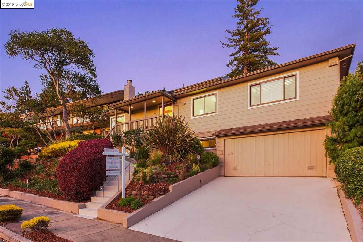 ENJOY THE SOUTH BAY VIEW FROM THIS SOPHISTICATED CONTEMPORARY