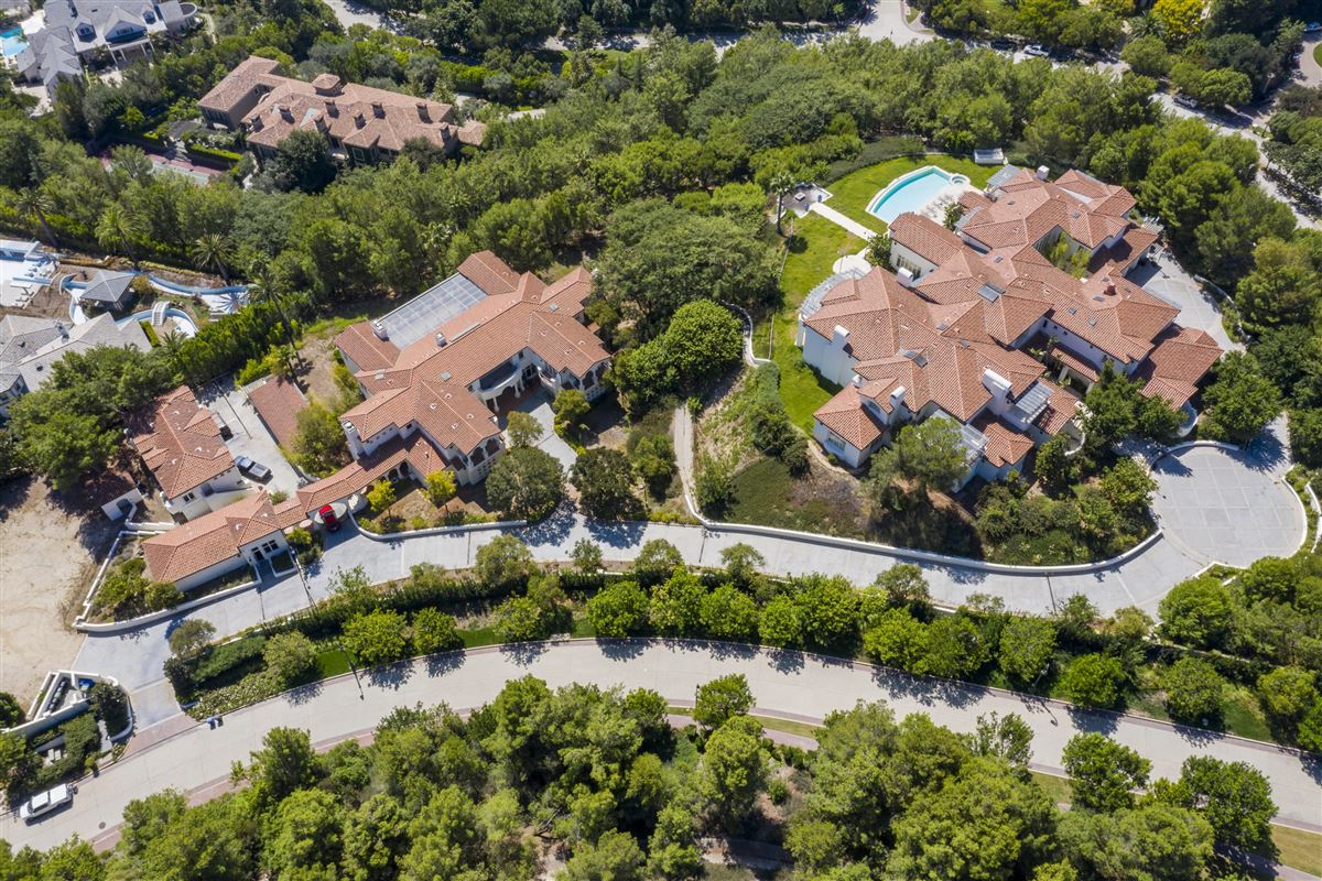 THE ULTIMATE TWOHOME COMPOUND California Luxury Homes Mansions For