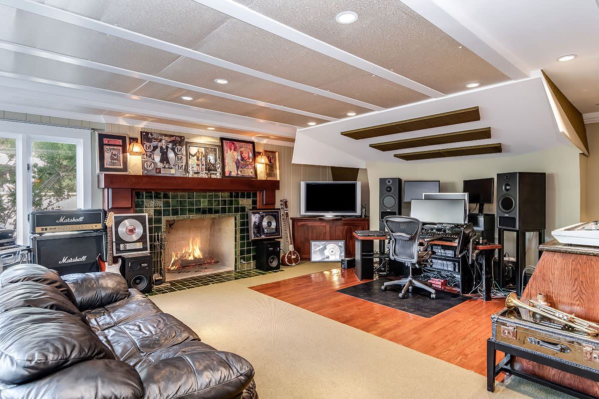 LEGENDARY RECORDING STUDIO PROPERTY California Luxury Homes