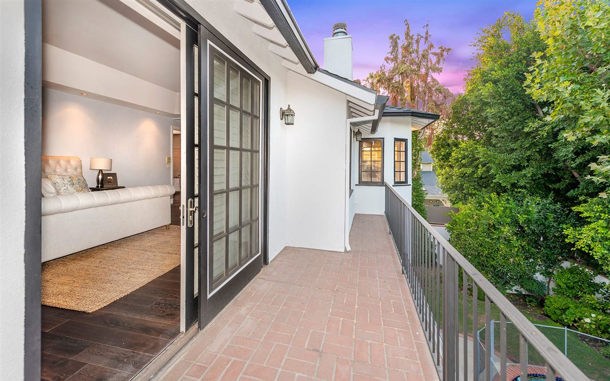 GATED TRADITIONAL HOME California Luxury Homes Mansions For Sale