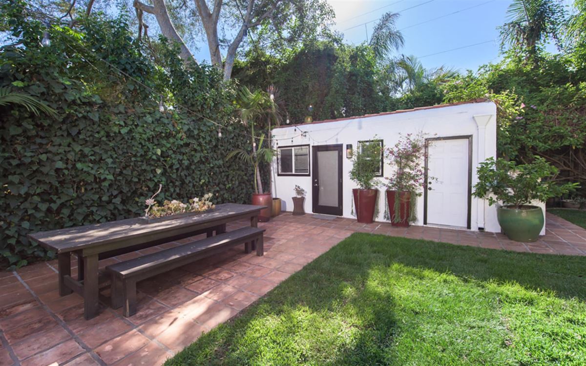 UPDATED MODERN SPANISH BUNGALOW California Luxury Homes Mansions