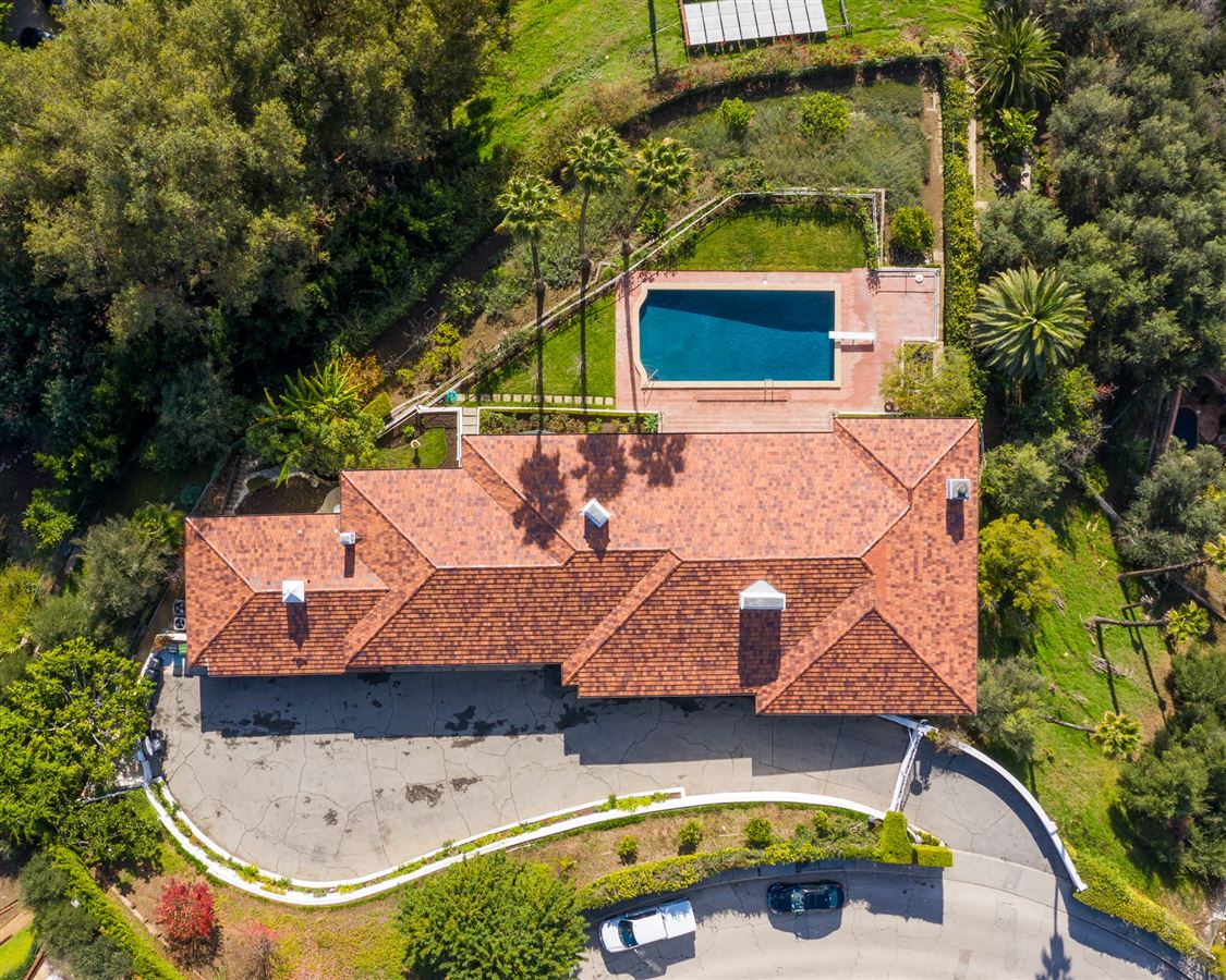 LEGENDARY PENNY MARSHALL ESTATE California Luxury Homes Mansions