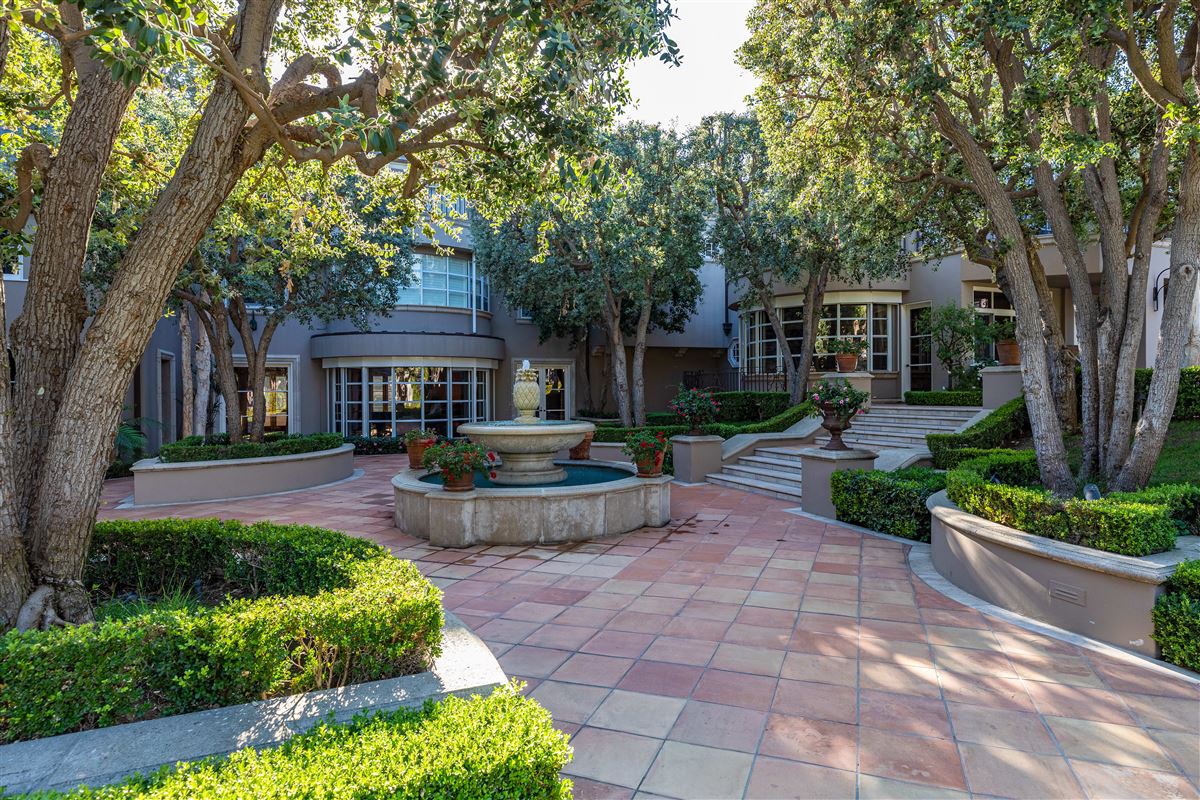 beverly hills homes for rent