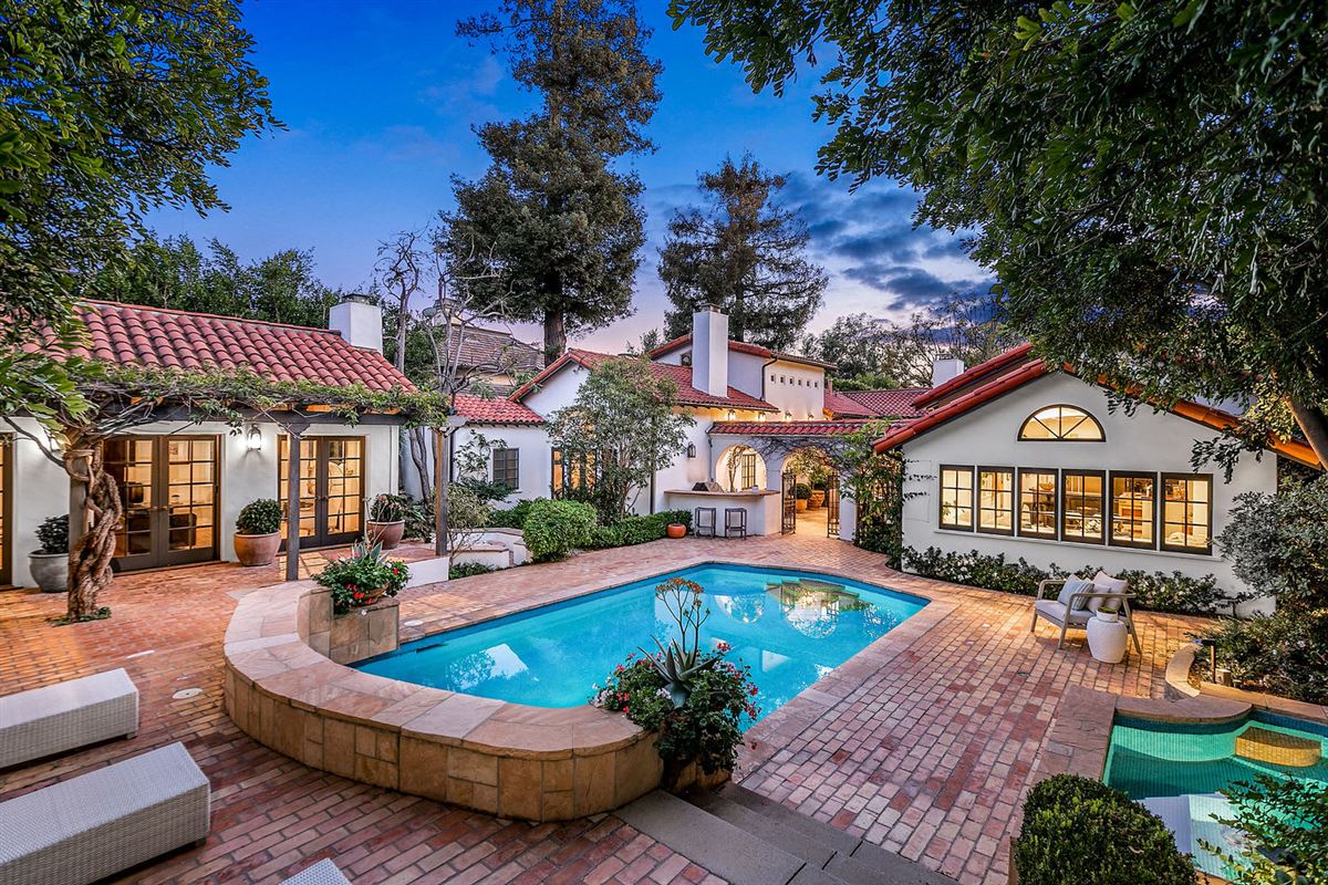 BEAUTIFULLY DESIGNED HOME AND GUEST HOUSE | California Luxury Homes ...