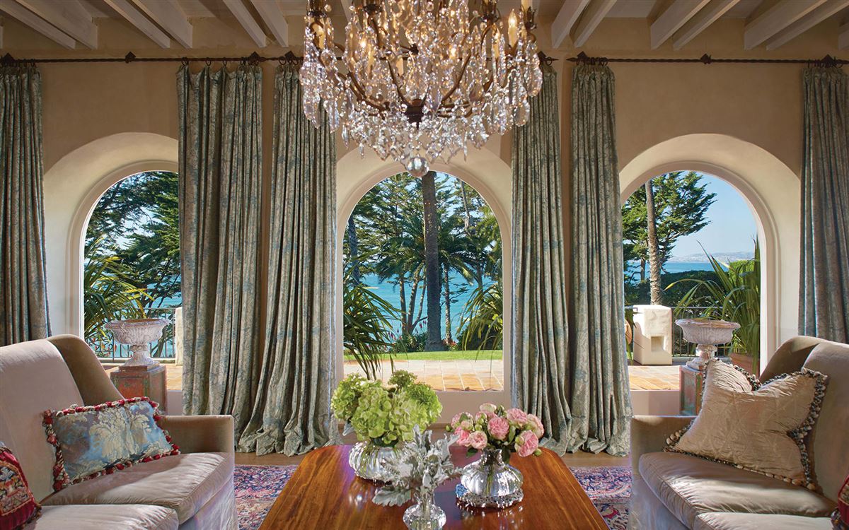 LA CASA PACIFICA OCEANFRONT ESTATE California Luxury Homes