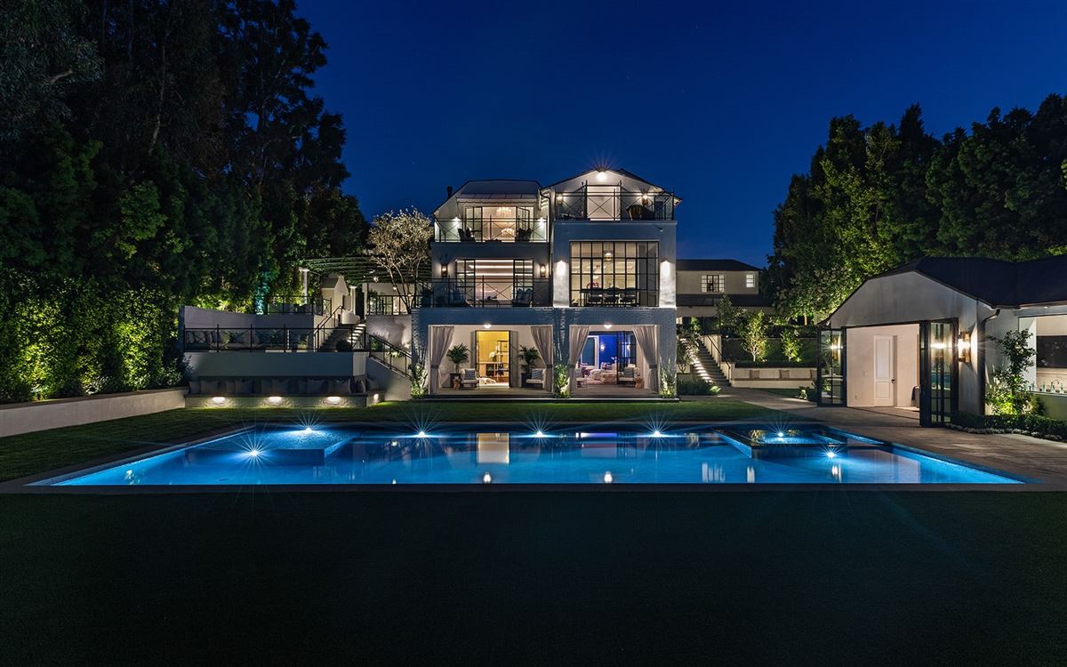 4730 california luxury apartment homes