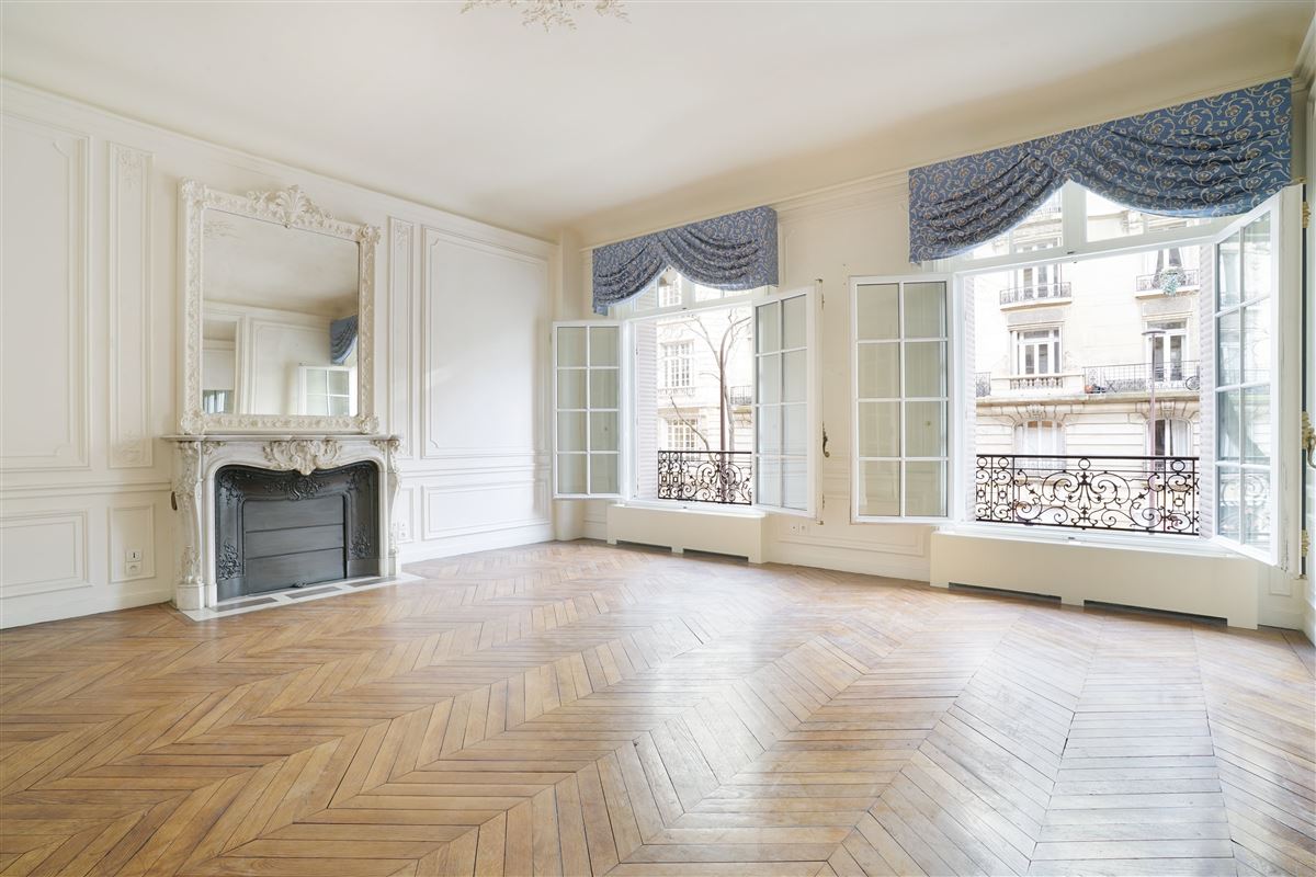 SUPERB FIRST FLOOR APARTMENT | France Luxury Homes | Mansions For Sale ...