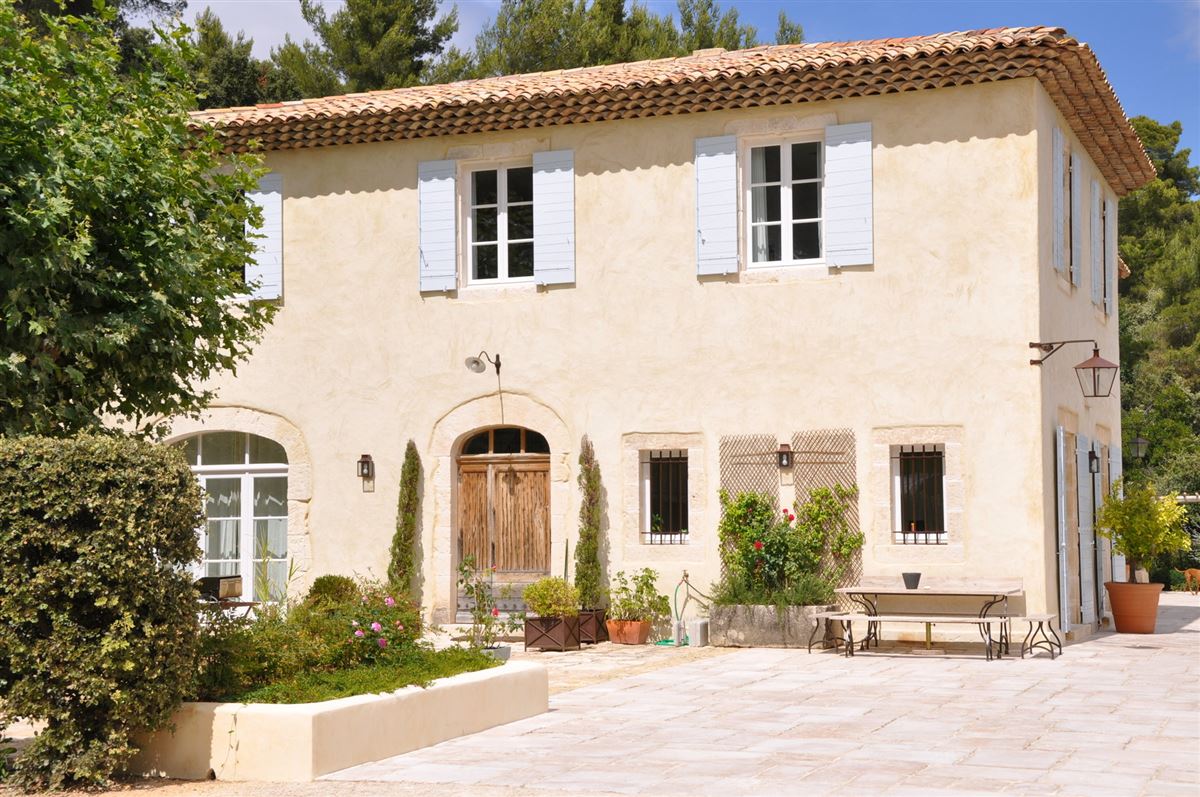 ONE OF THE FINEST RECENT PROPERTIES IN THE AIX EN PROVENCE AREA France Luxury Homes Mansions