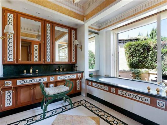 DUPLEX APARTMENT PRESTIGIOUS 1930 BUILDING France Luxury Homes