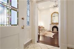 Luxury homes in 一楼公寓的翻新和修复