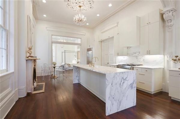 Luxury properties 一楼公寓的翻新和修复