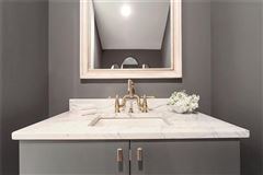 一楼公寓的翻新和修复 luxury homes