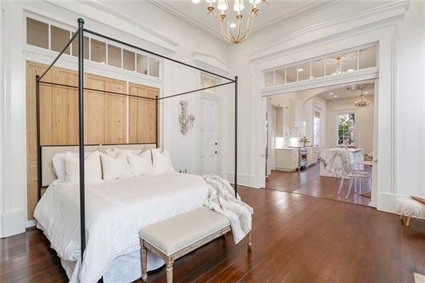 一楼公寓的翻新和修复 mansions