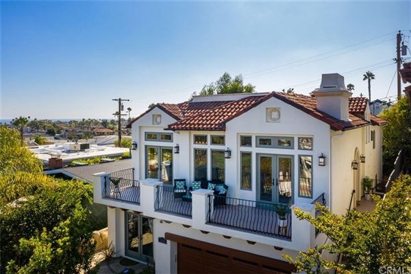 Luxury real estate 当代地中海名作