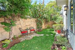 Luxury properties 当代地中海名作