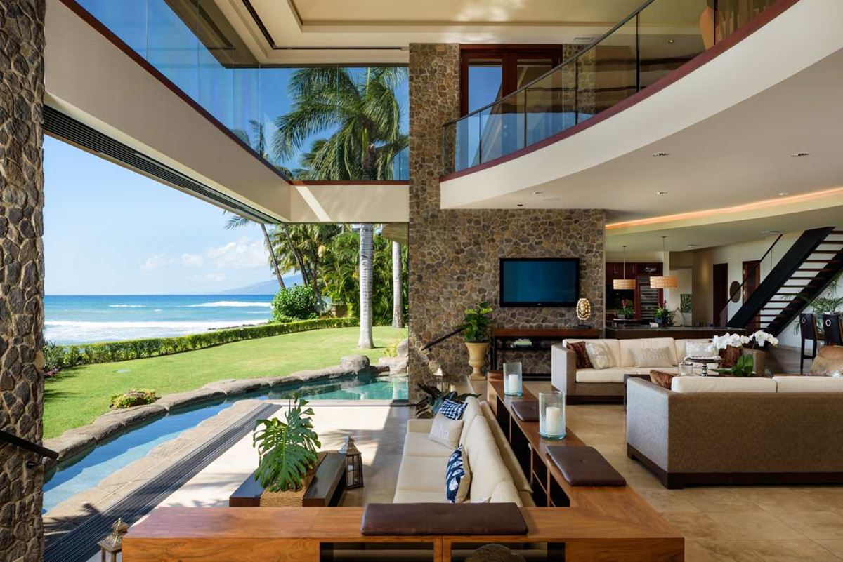 ALLURING OCEANFRONT WEST MAUI ESTATE | Hawaii Luxury Homes | Mansions ...