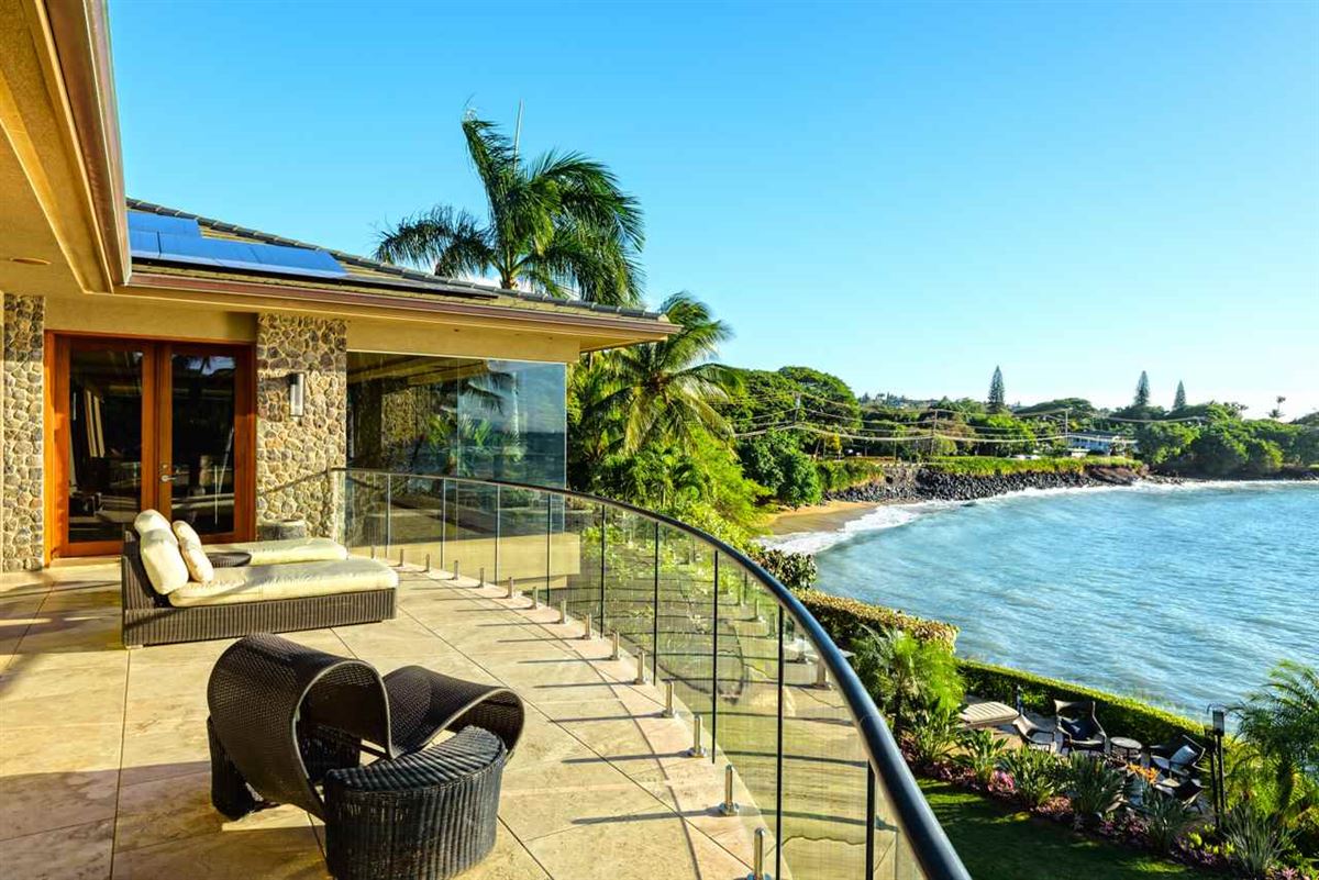 ALLURING OCEANFRONT WEST MAUI ESTATE | Hawaii Luxury Homes | Mansions ...