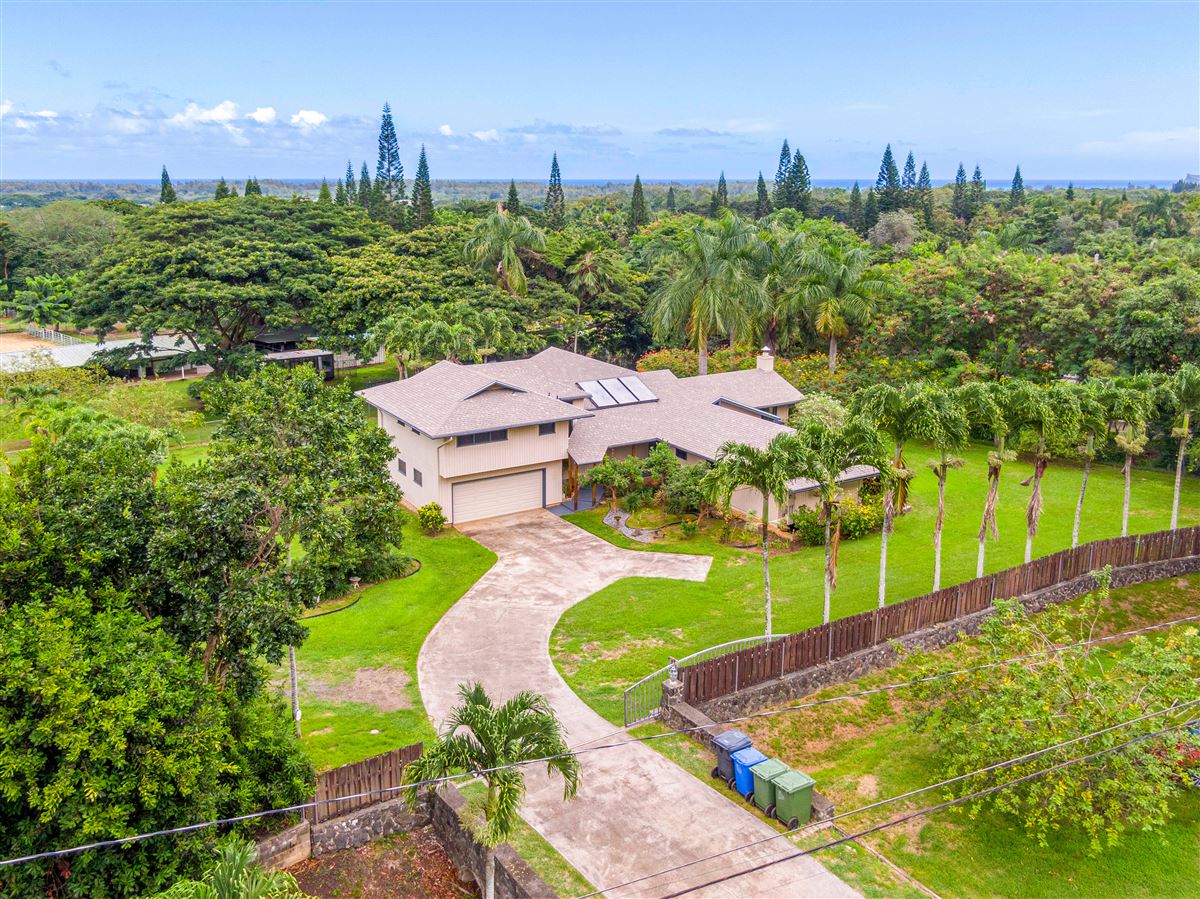 HORSEMAN'S PARADISE ON OAHU Hawaii Luxury Homes Mansions For Sale