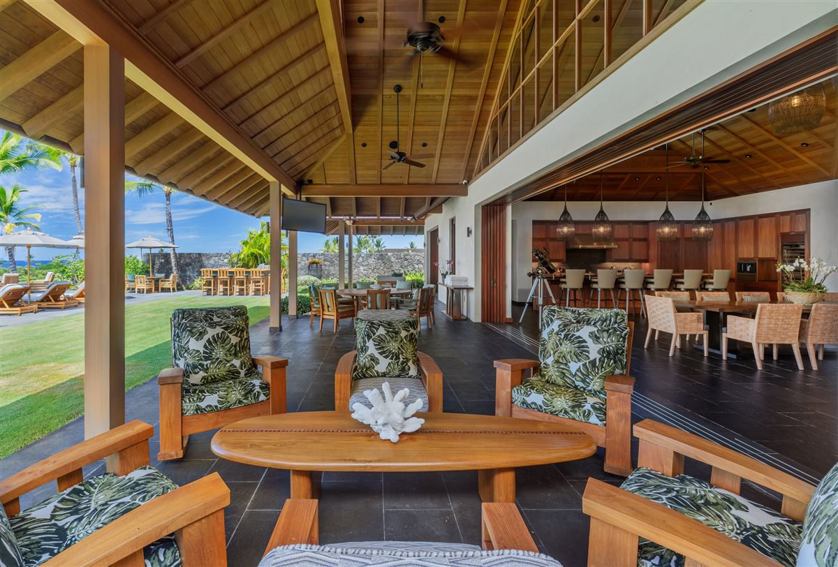 ULTIMATE LUXURY LIVING ON THE BIG ISLAND OF HAWAII Hawaii Luxury