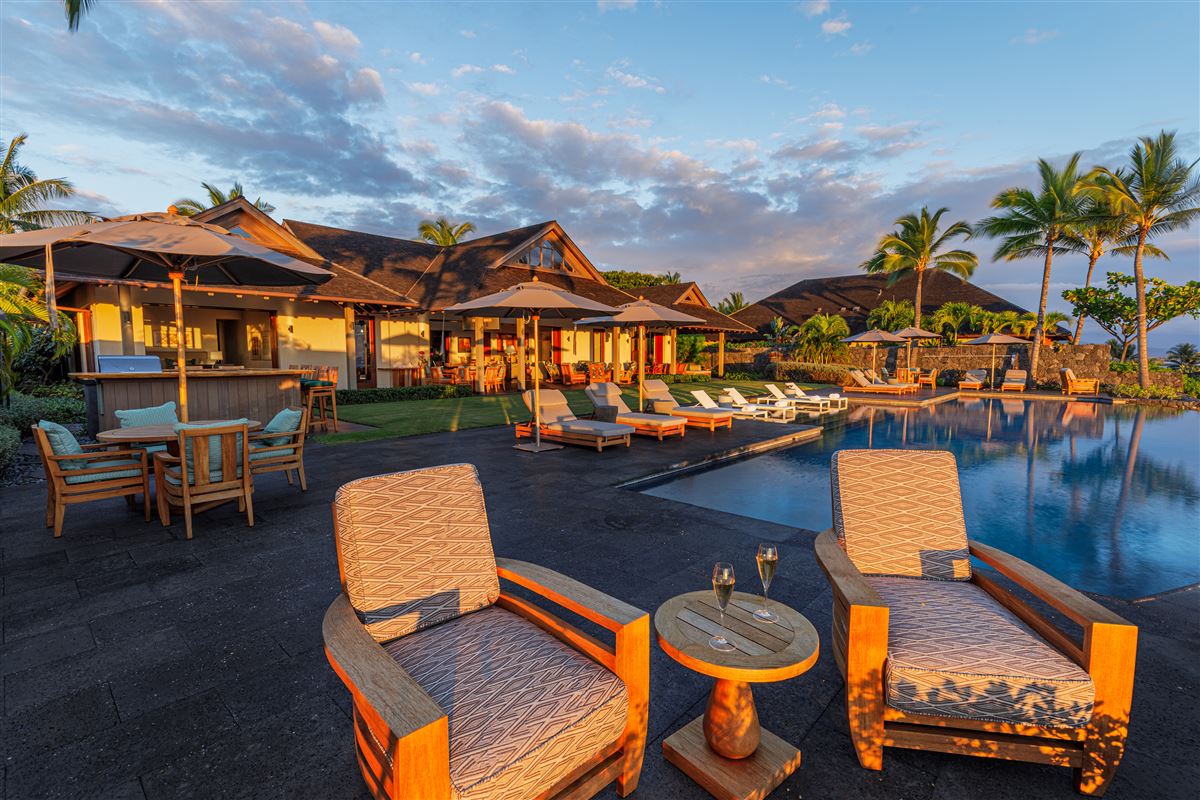 ULTIMATE LUXURY LIVING ON THE BIG ISLAND OF HAWAII Hawaii Luxury