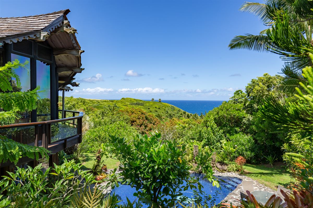 HAIKU SANCTUARY Hawaii Luxury Homes Mansions For Sale Luxury
