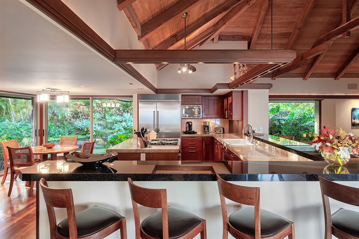 KOHOLA POINT OVERALL WINNER OF HGTV�S ULTIMATE HOUSE