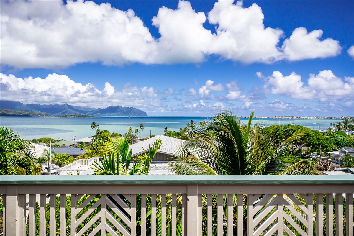 TRANQUIL KANEOHE BAY EXECUTIVE HOME Hawaii Luxury Homes Mansions
