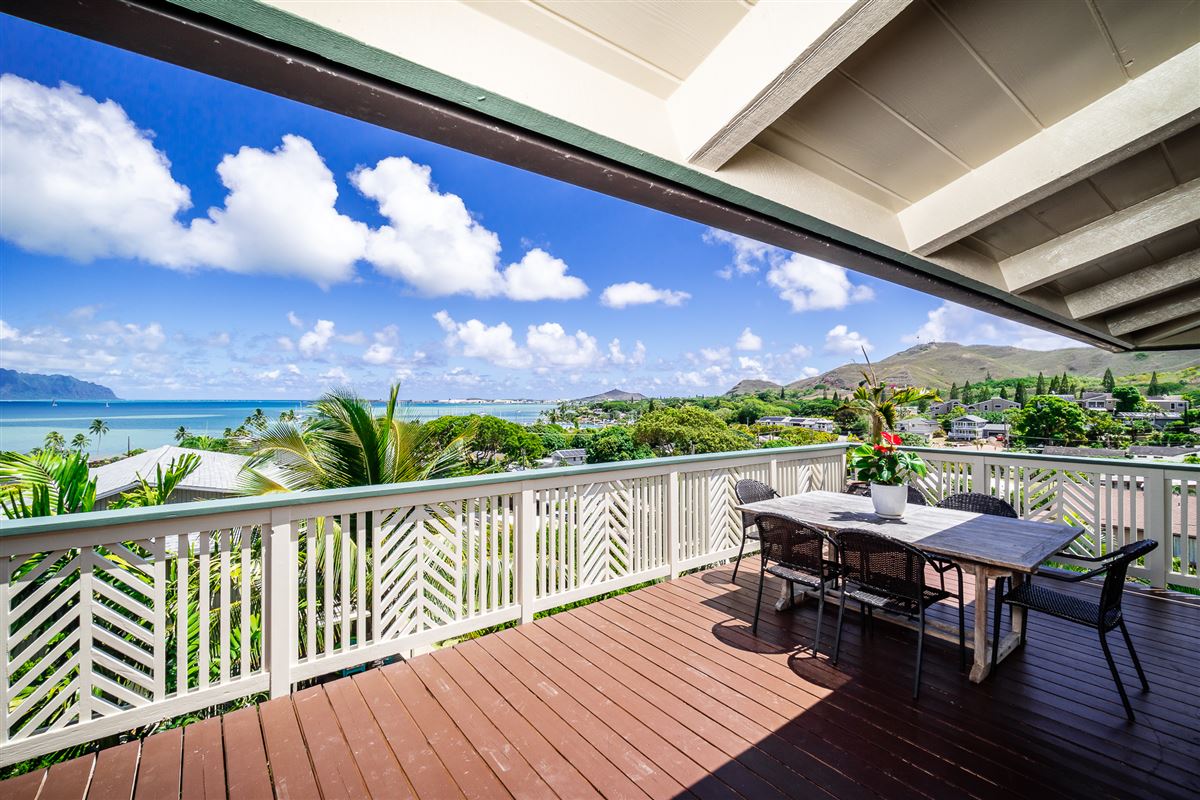 TRANQUIL KANEOHE BAY EXECUTIVE HOME Hawaii Luxury Homes Mansions